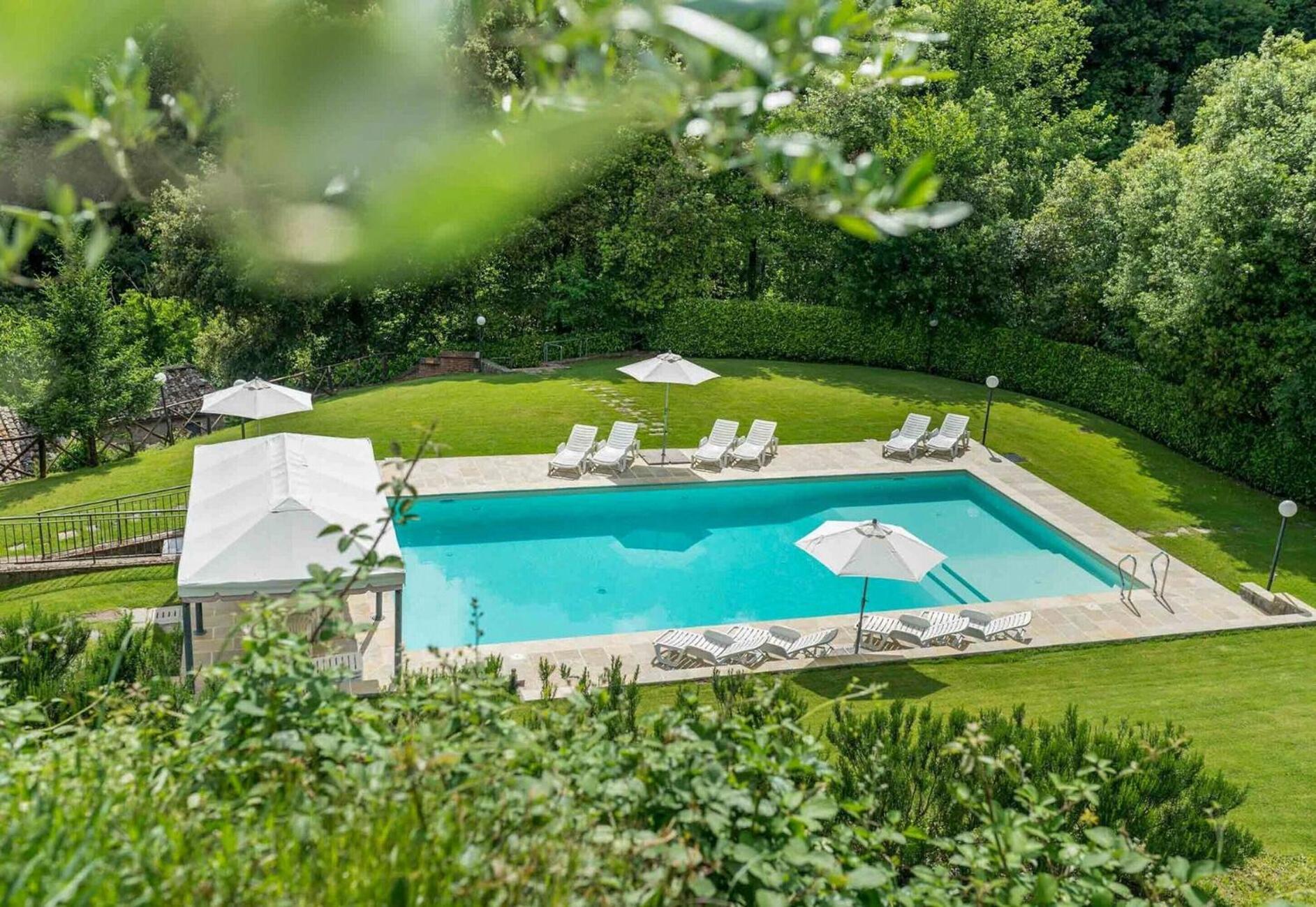 La Ferriera Exclusive Resort - Pool & Waterfall โลโร ชูเฟนนา ภายนอก รูปภาพ