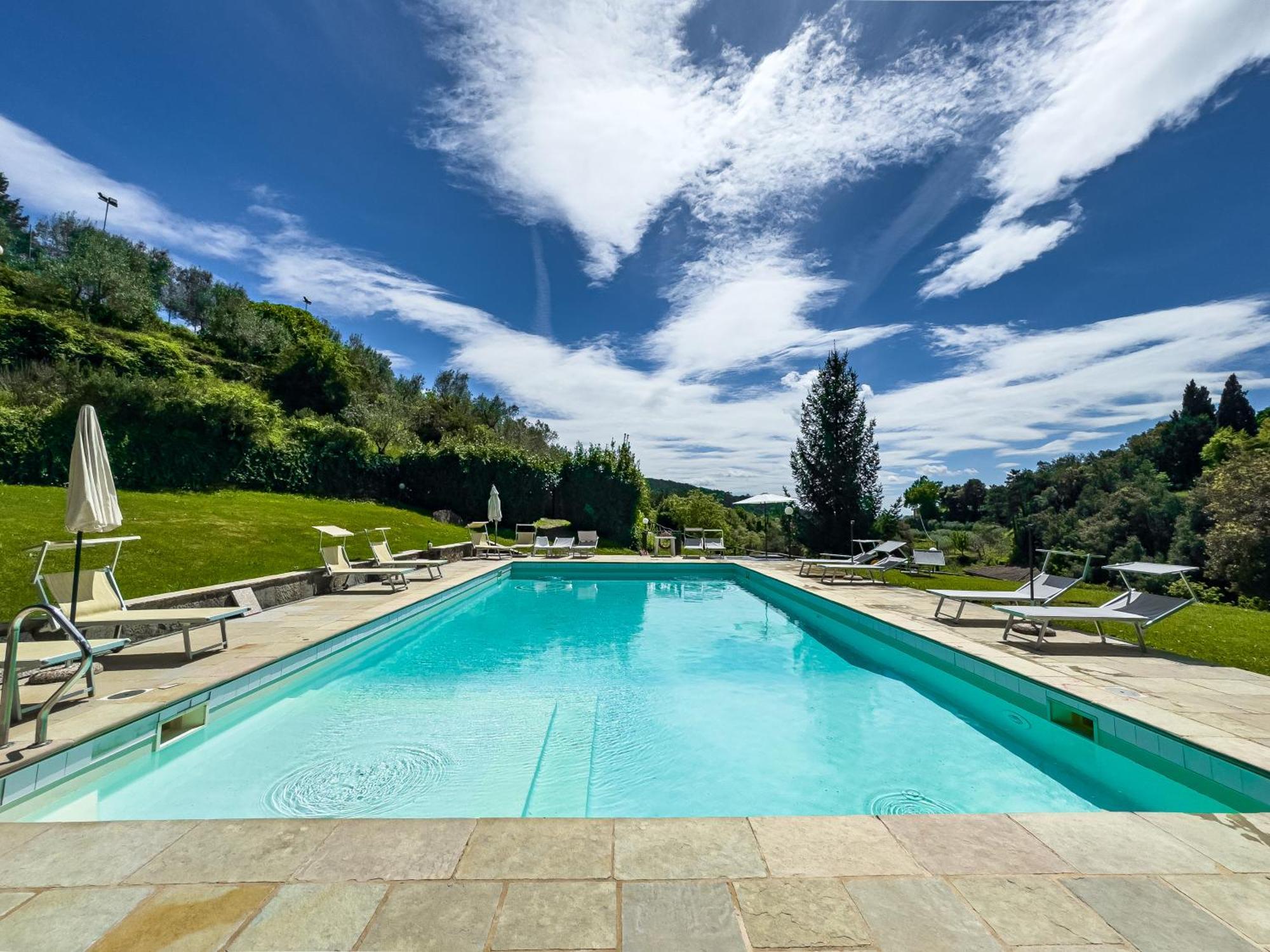 La Ferriera Exclusive Resort - Pool & Waterfall โลโร ชูเฟนนา ภายนอก รูปภาพ